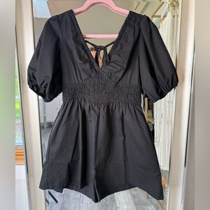 Grace Karin Black Puff Sleeve Romper w/ Pockets – Size Small – NWT